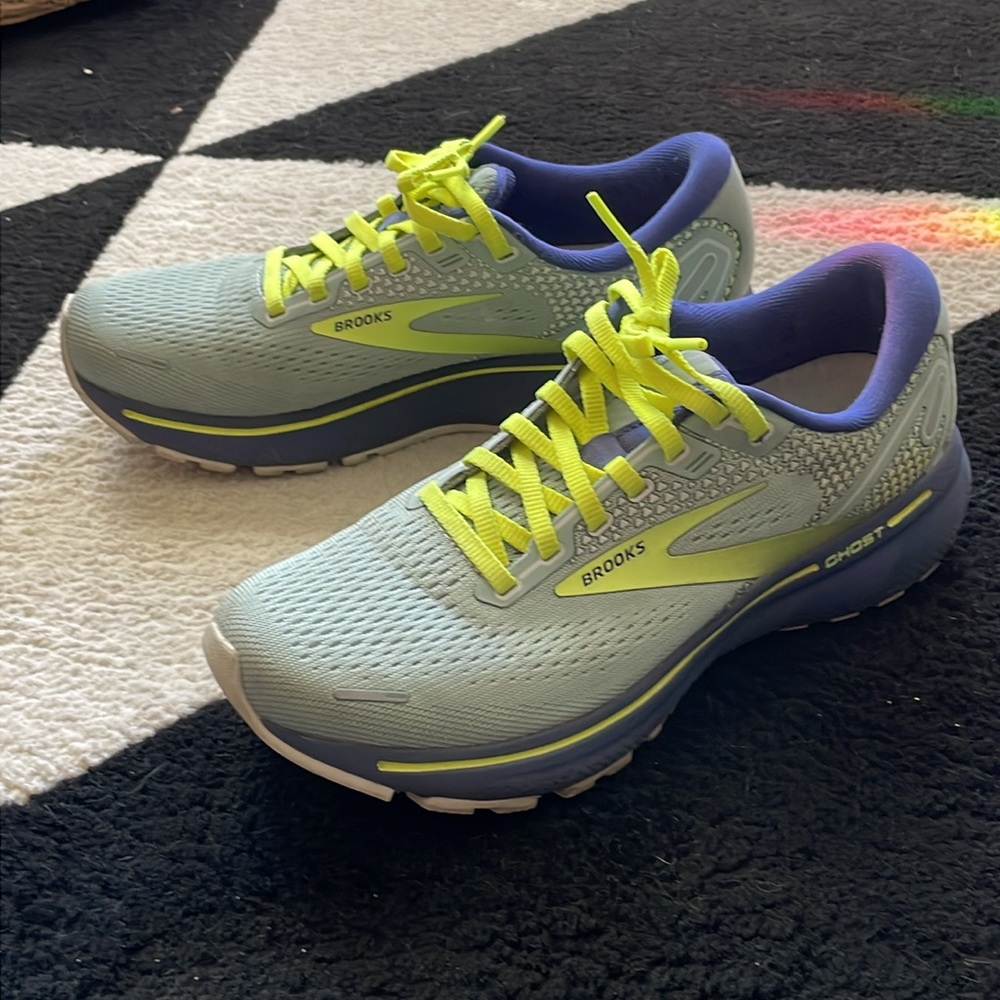 Brooks Ghost Women’s size 8 Blue Teal Running Shoe Sneakers